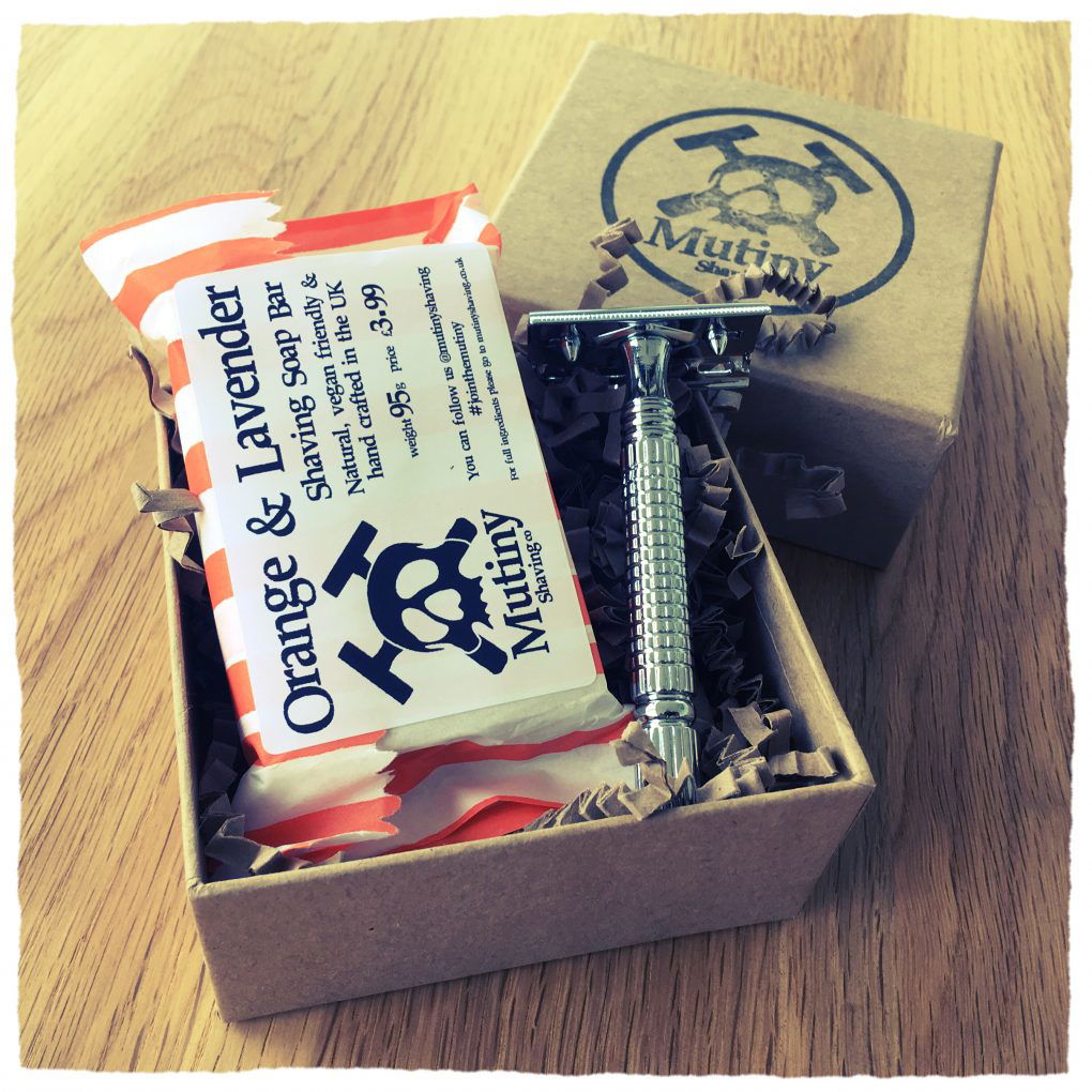 Mutiny Mini Shave Box