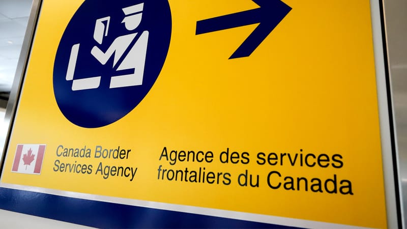 workers-of-the-canadian-border-service-agency-voted-in-favor-of-strike