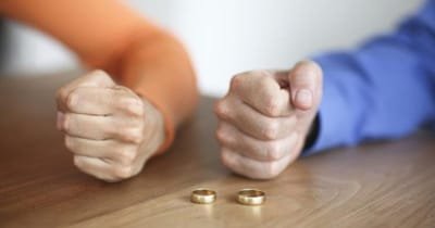 The Advantages of Hiring a Divorce Lawyer image