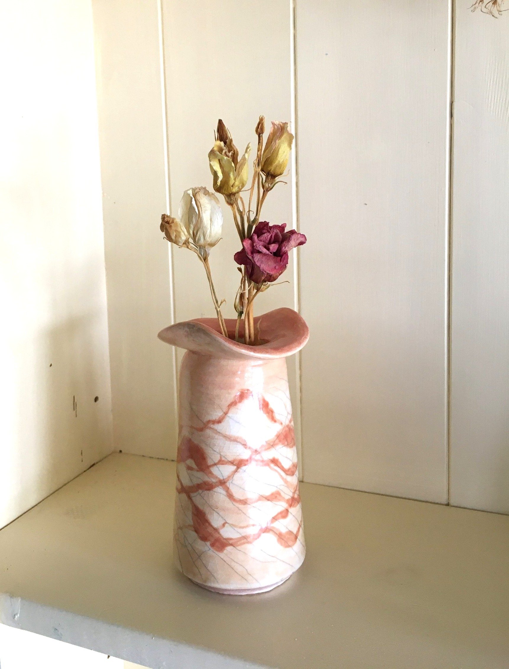 Peach waves and crackle vase