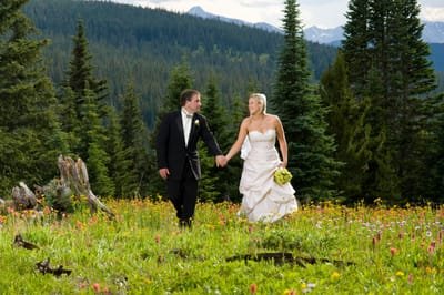 Tips on Choosing a Good Wedding Photographer image