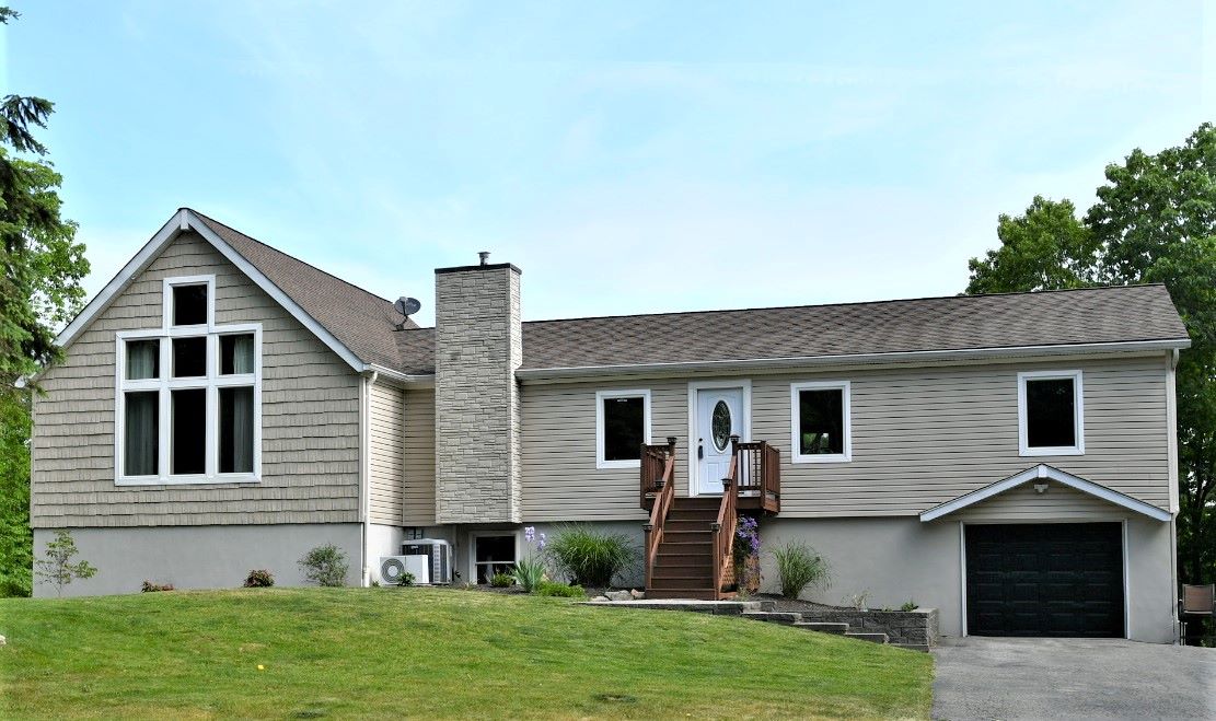 SOLD IN VERNON  Lake Community!
