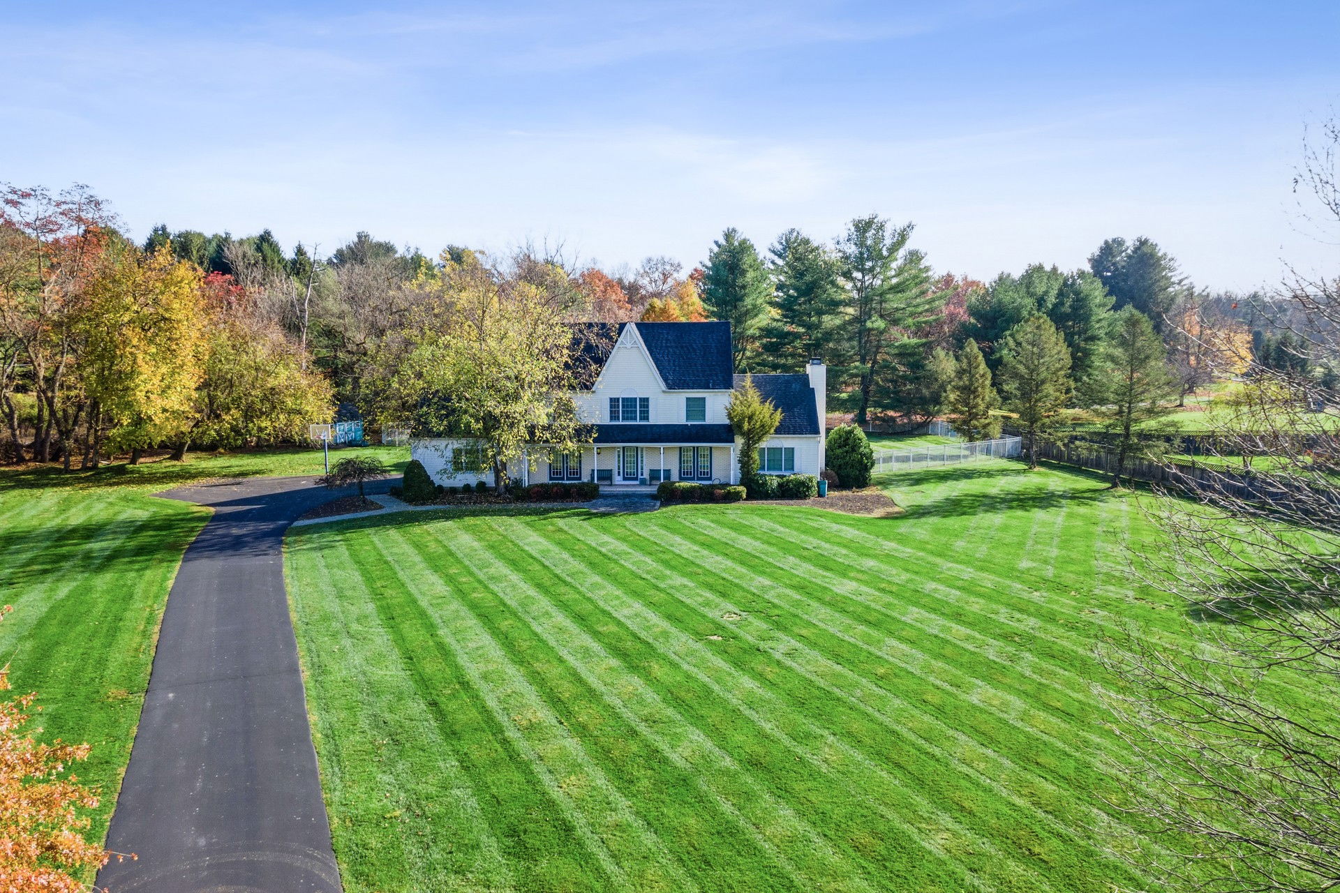 SOLD $620k !!  Lovely Colonial in Clinton Twp.