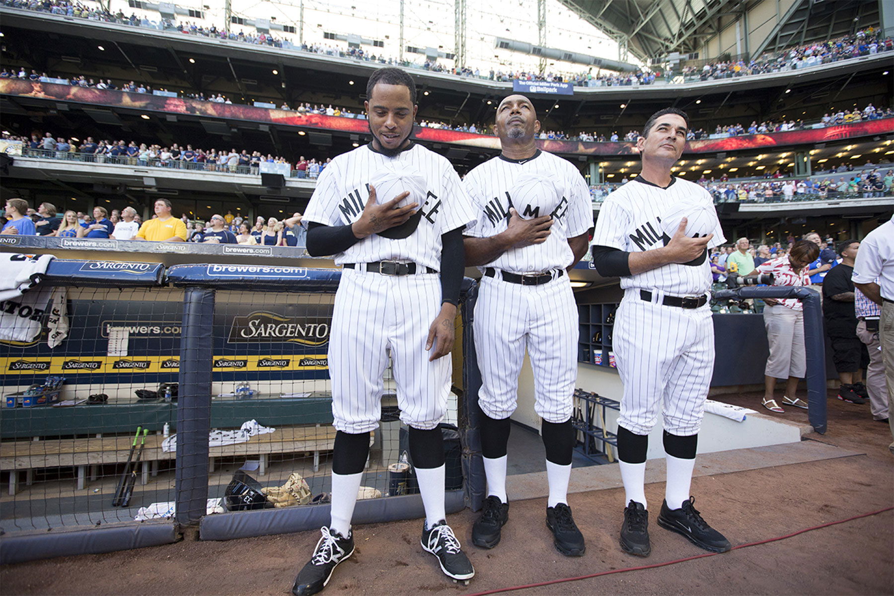 BREWERS HOST ANNUAL NEGRO LEAGUE TRIBUTE GAME