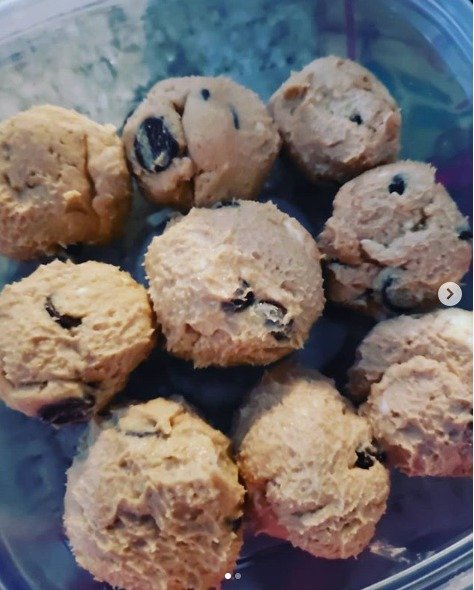 Chocolate Chip Cookie Dough - Fat bombs