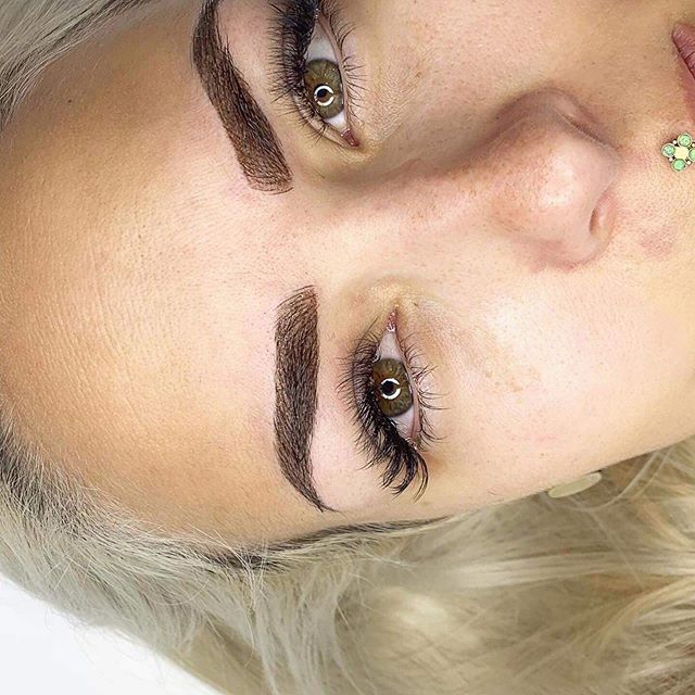 Bold brows par Daliza