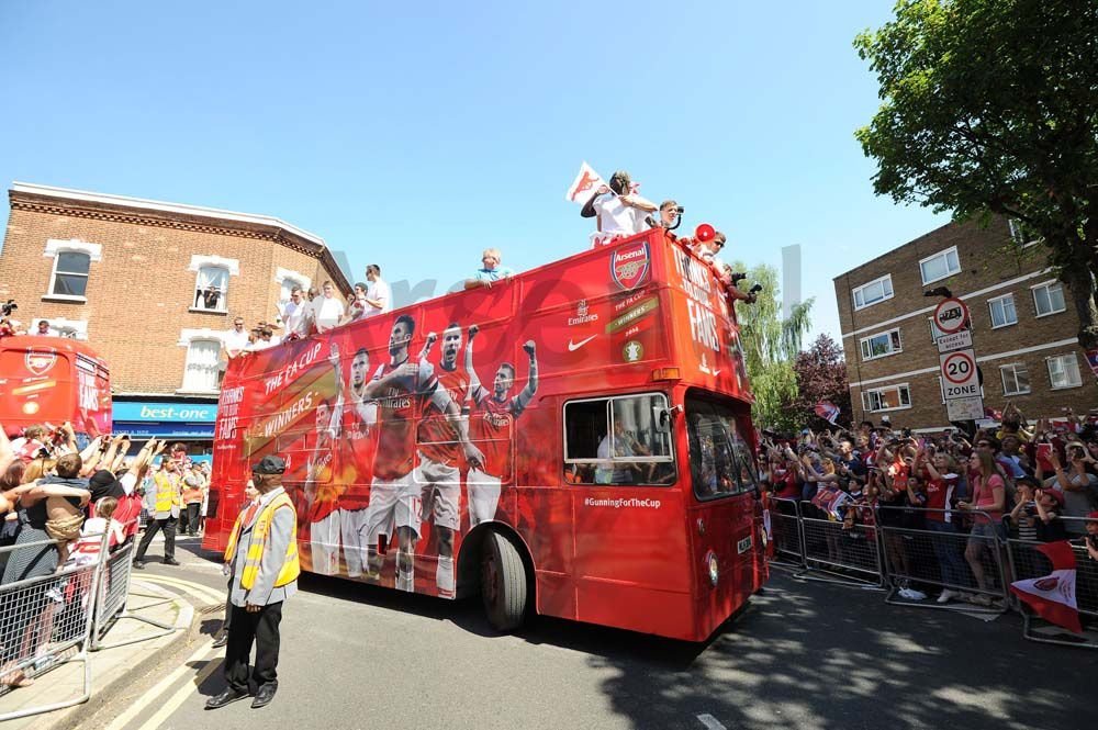 Open Top Bus wrapped in Arsenal Colours