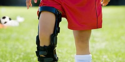 Things to Consider When Looking For the Best Knee Braces image