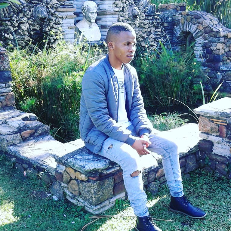 THE LOVE LAUNDRY Siya Millions