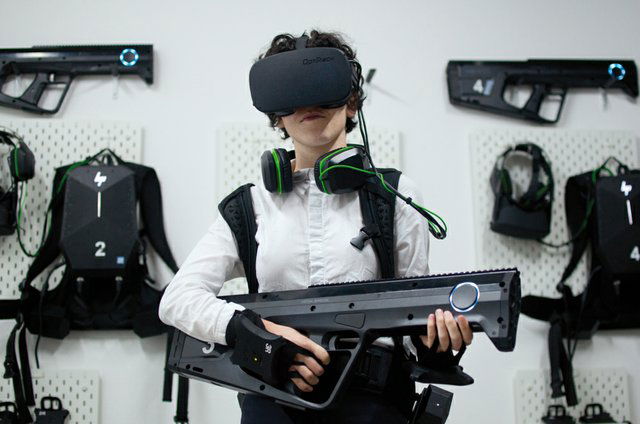 Virtual reality gun Striker