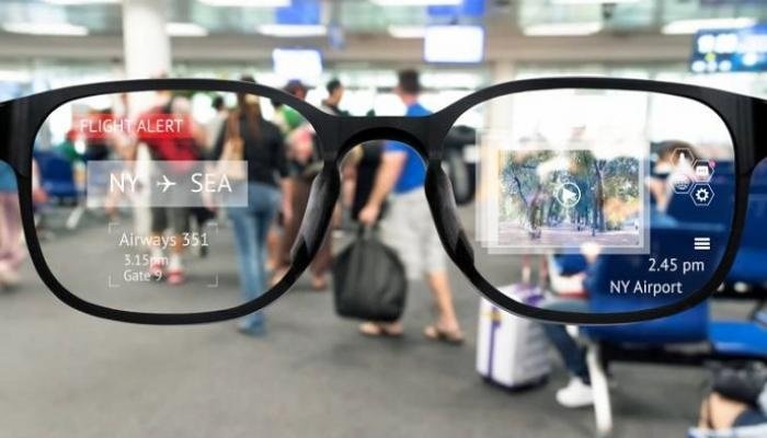 Facebook's augmented reality glasses will launch in 2021