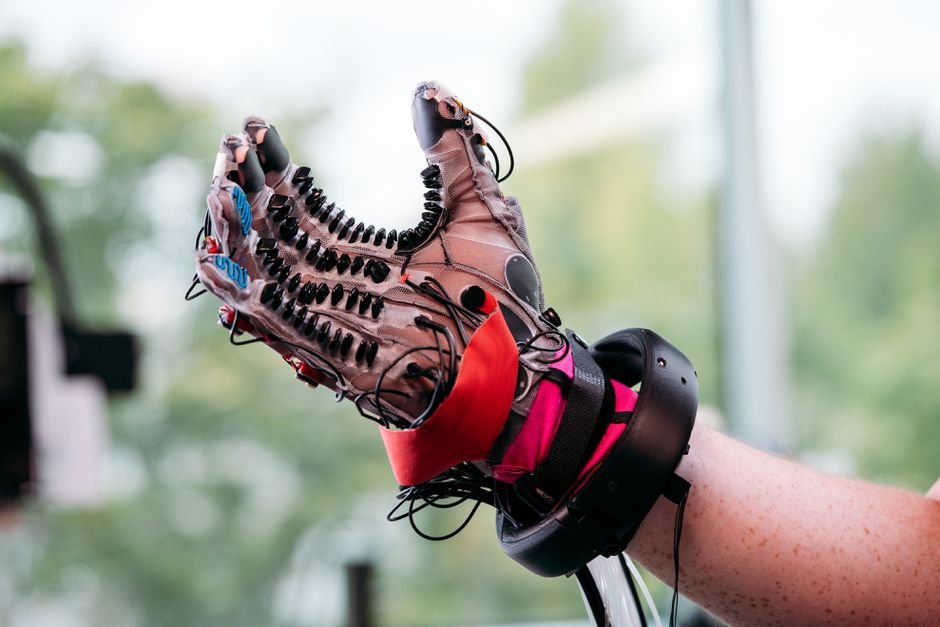 Meta's haptic glove allows you to interact with the metaverse.