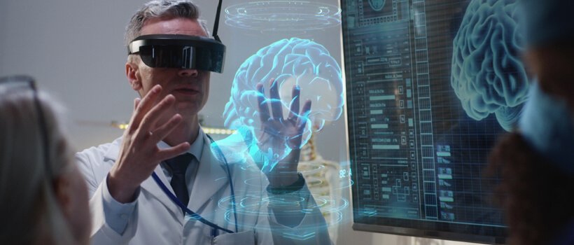 In 2022, virtual reality's potential in the healthcare industry will grow.