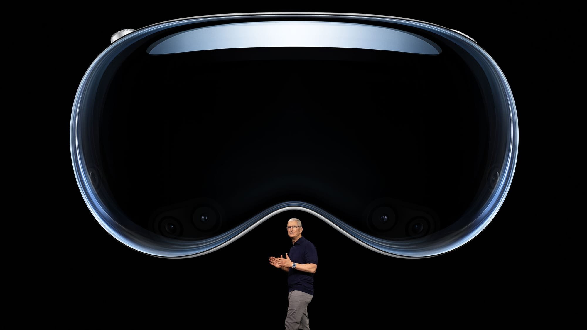 Apple's Metaverse Headset Could Set New Standards