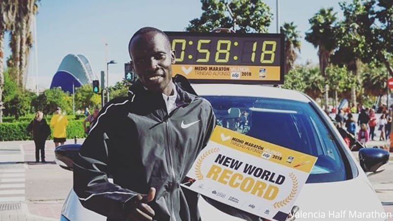 สถิติโลก! นักวิ่งเคนย่าทำลายสถิติโลก ฮาล์ฟมาราธอน ที่สเปน