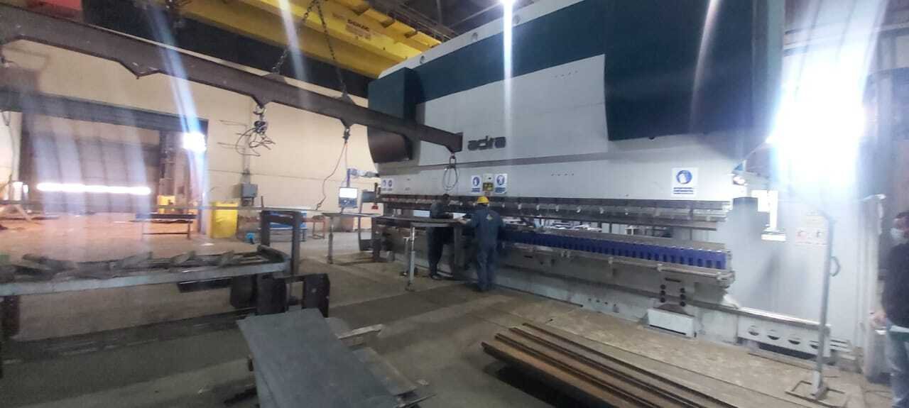 CNC  Big press brack 2000 ton x 8000 mm