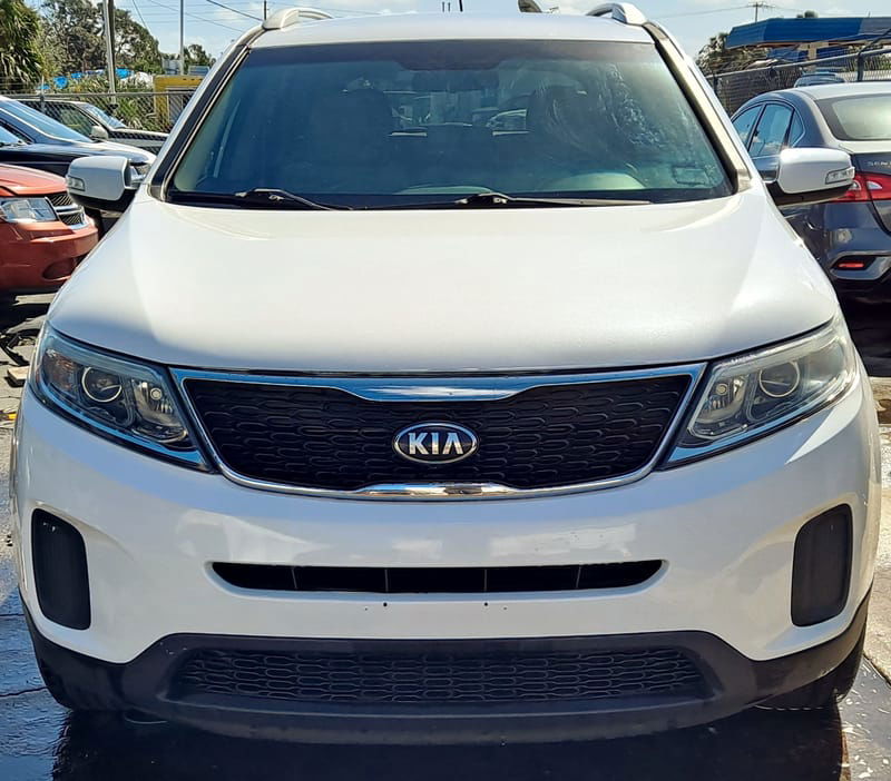 2015 KIA SORENTO