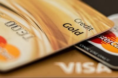Things to Look at when Choosing Credit Card  image