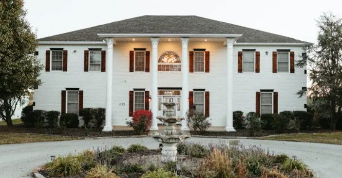 The Mansion at the Orchard