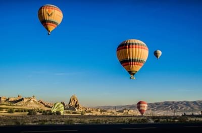 Top Tips For Your Fabulous Hot Air Balloon Adventure   image