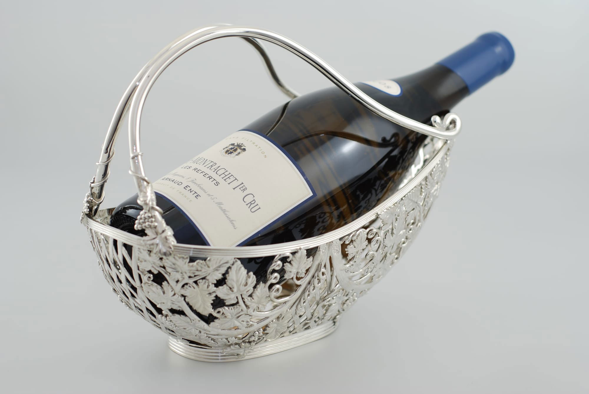 Bespoke silver wine cradle