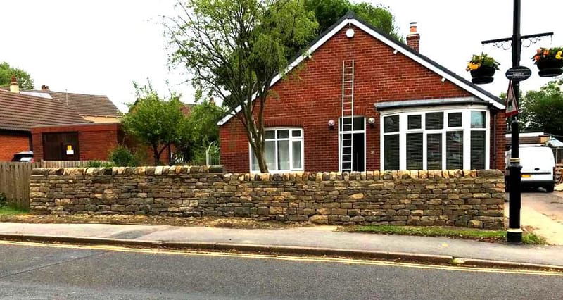 New build boundary wall