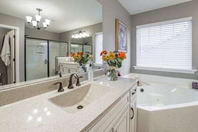 Points To Focus On When Choosing A Bathroom Remodeling Company  image