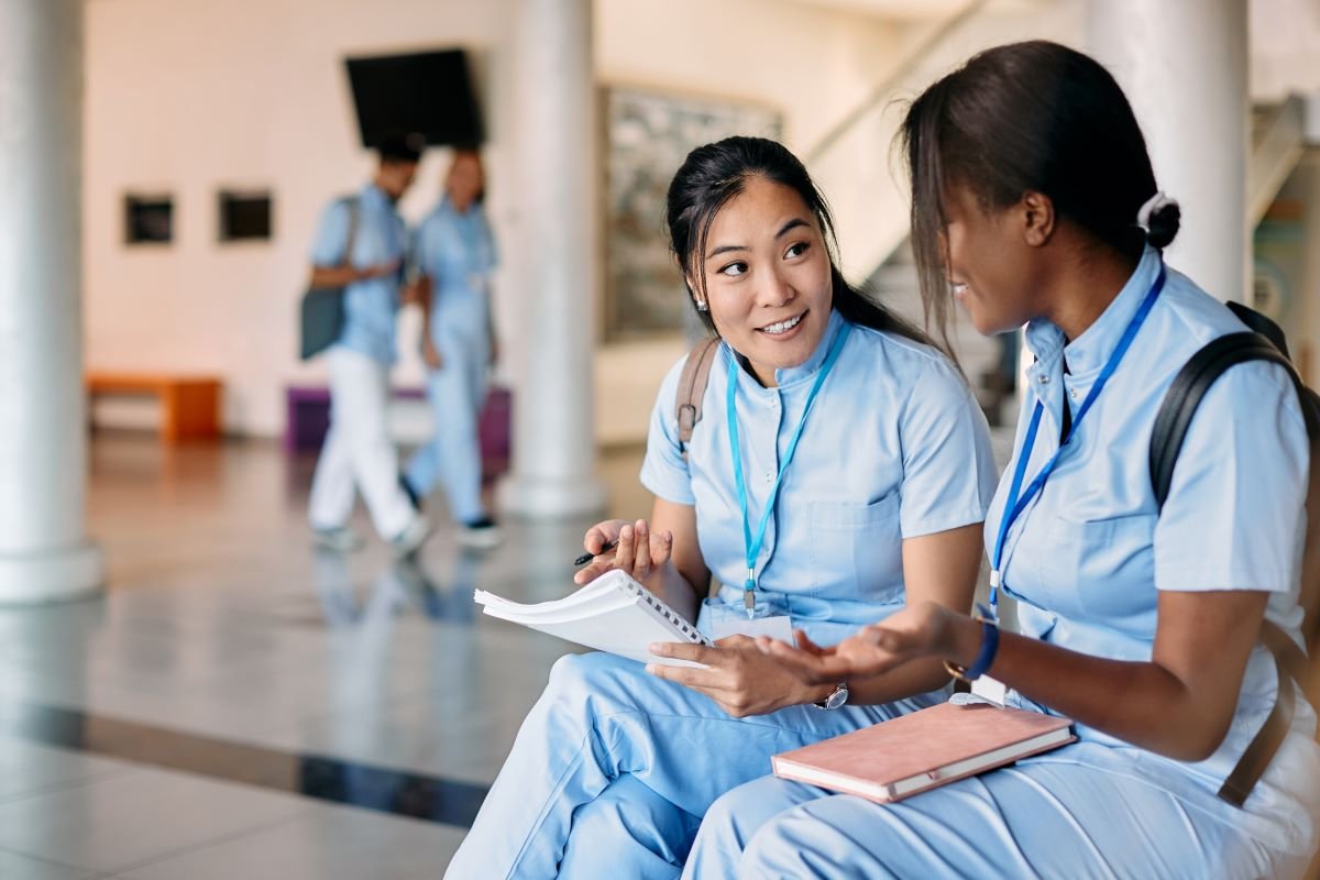 What is an Agency Nurse: Definition, Role & More