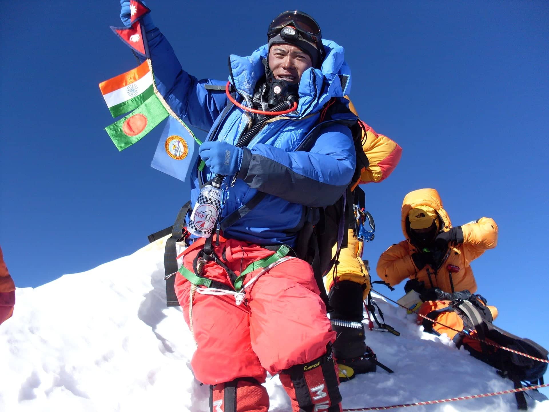 Makalu 8463 climbing expedition-2014