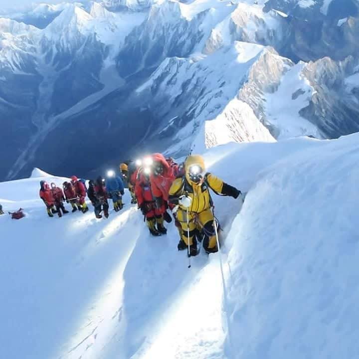 Manaslu 8163 climbing climbing expedition 2018