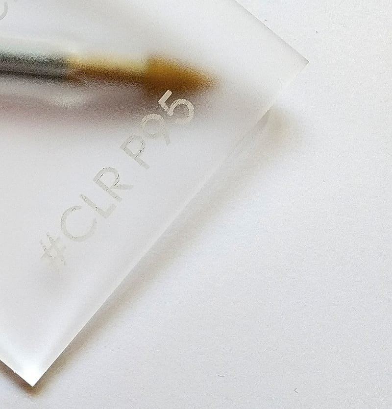 1/4-Thick 24 x 36 #2447 White Plexiglass Acrylic Sheet