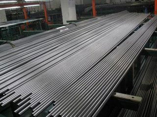 20,000 kilos of steel pipe