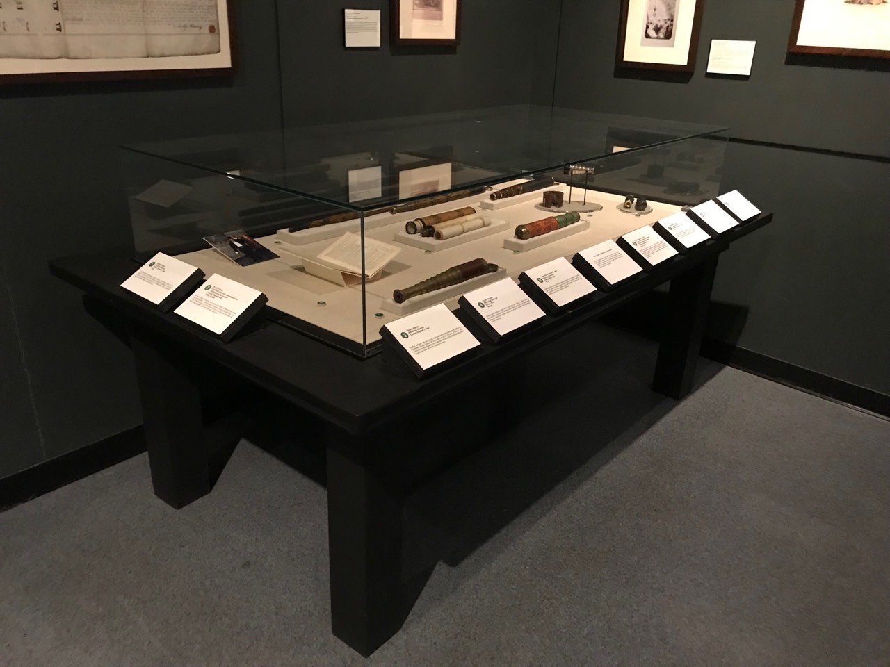 Acrylic Museum Table Box