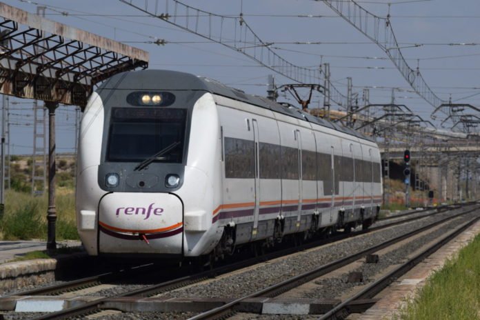 El AVE a Granada vacía aún más Jaén: menos trenes y más aislamiento