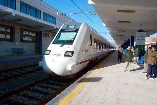 Adif avanza en la construcción de la nueva variante ferroviaria en el tramo Grañena-Jaén
