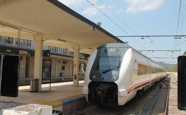 Mañana a primera hora volverá a haber trenes entre Jaén y Madrid
