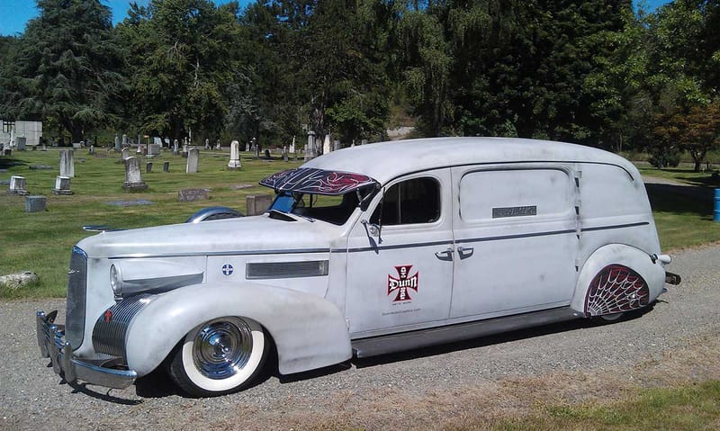 1939 Lasalle Hearse - Dunn Auto Graphics