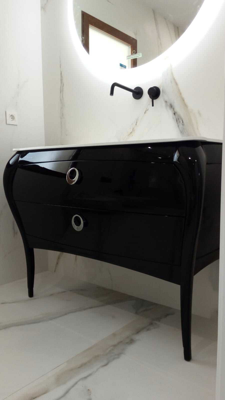 INSTALACIÓN MUEBLE + LAVABO + GRIFERÍA EMPOTRADA + ESPEJO