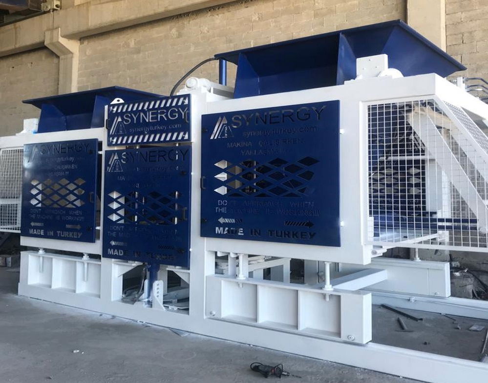 Machines-a-parpaings-machine-pave-manuelle-machine-de-brique-occasion-neuf-automatique