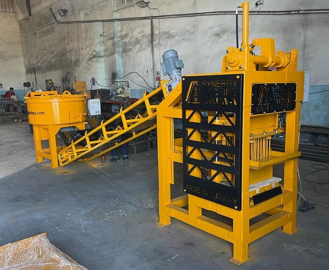 Machine Briqueterie