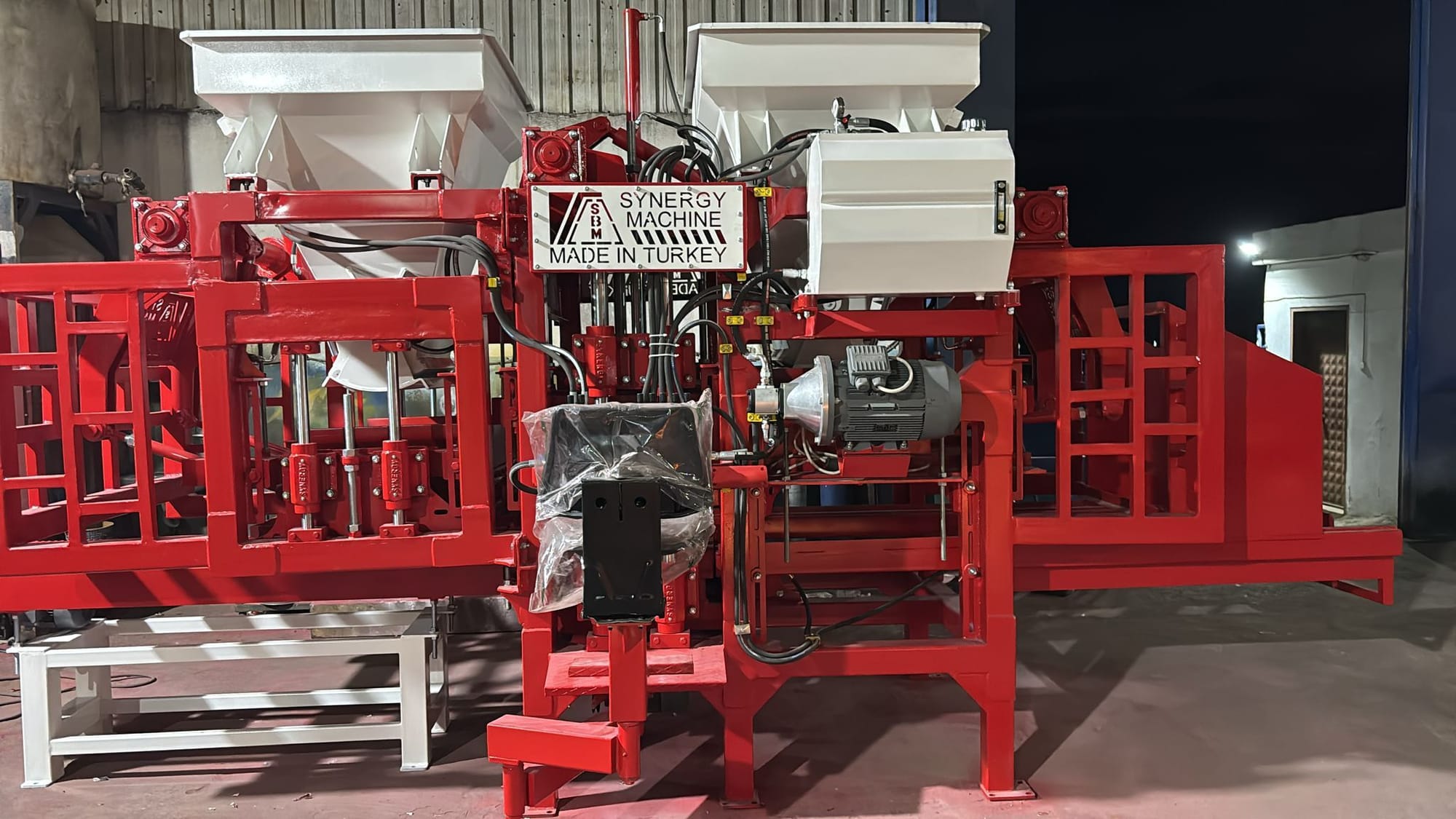 Machine a parpaing prix, Machine a parpaing d'occasion, pondeuse a parpaing en Turquie, Machine parpaing