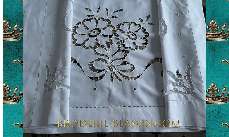 Nappe ancienne damassée - Monogramme CS- 160x230 cm - Tabac