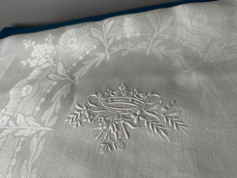 2 X Anciens DRAPS, en LIN. Avec MONOGRAMME. NEUFS (D'occasion) à Le
