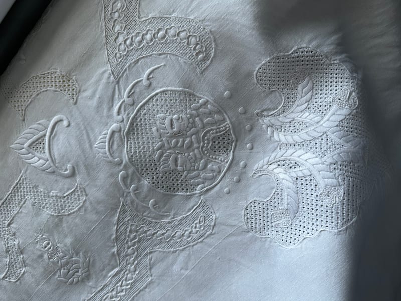 ÉTAT NEUF : DRAP ANCIEN monogrammé JT en MÉTIS (COTON & LIN) - 256 X 203 cm - Linge de maison