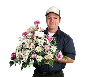 Choosing the Best Flower Shop image