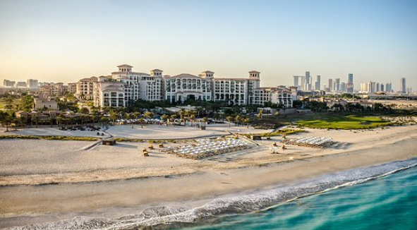 Abu Dhabi Five-Star Leisure at Saadiyat Island Puts Ecology First