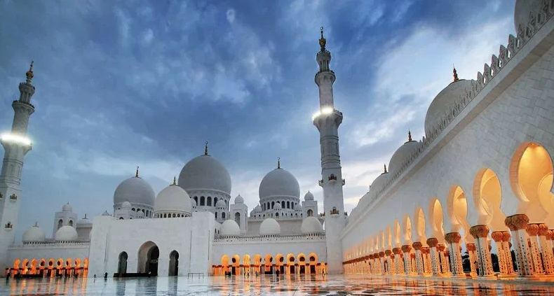 Most Known Mosques in UAE