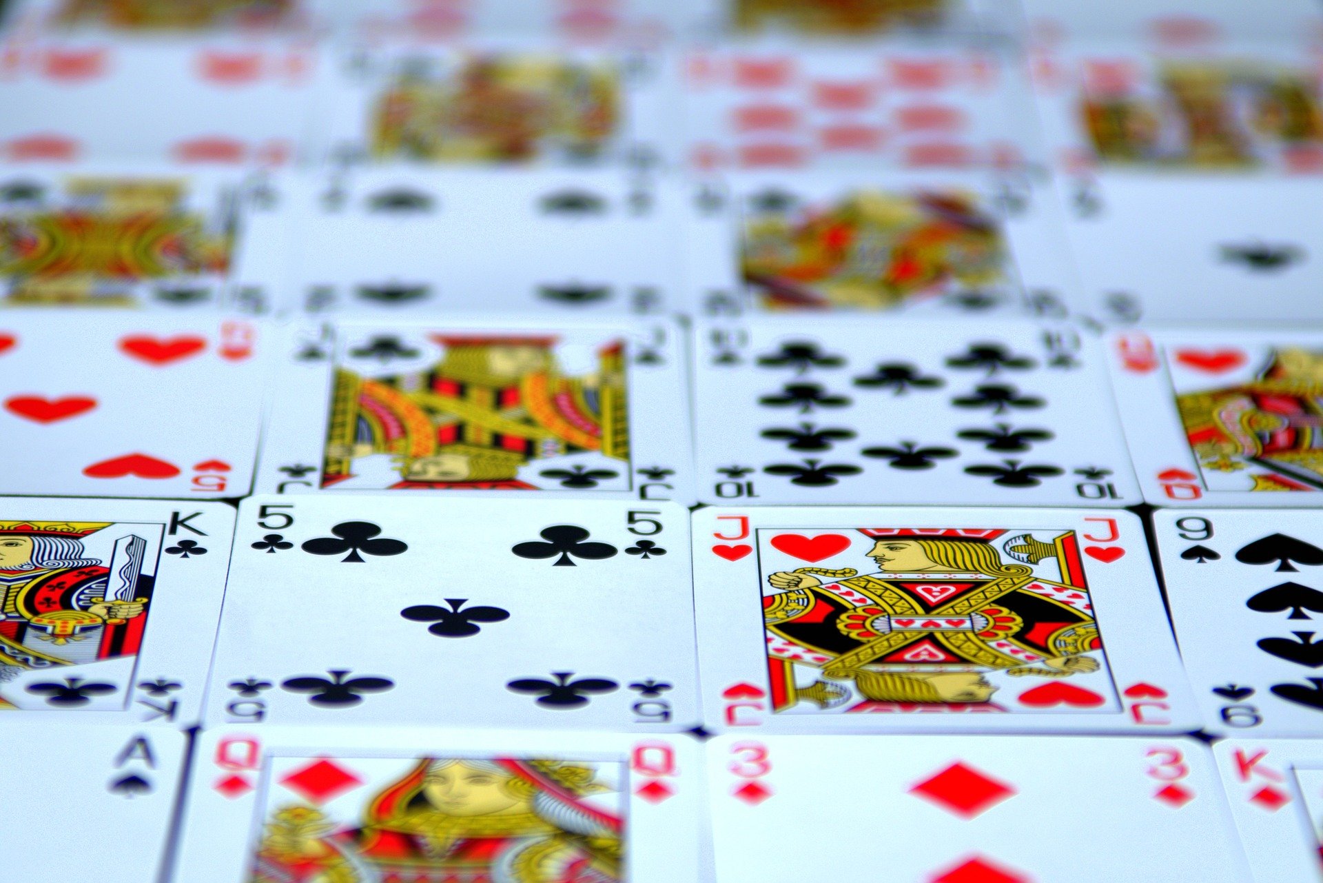 permainan dominobet atau dominoqq, poker qq online yang mudah menang dan terpercaya di Indonesia