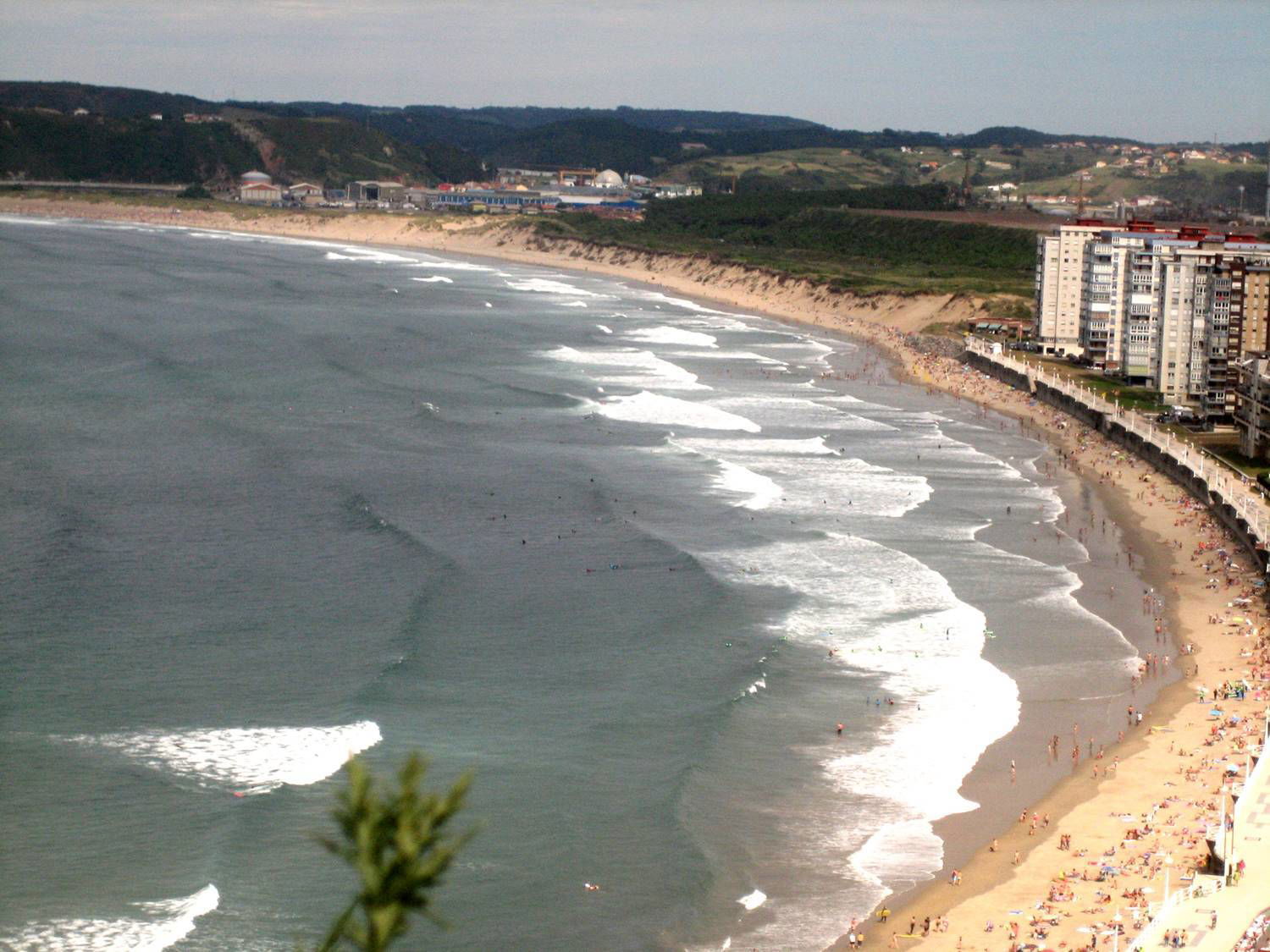 Vídeo sobre generación de corrientes de resaca. Playa de Salinas, Castrillón, Asturias.