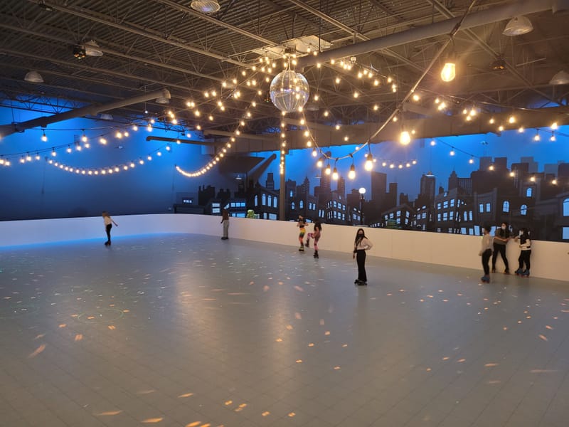 ROLLER SKATING Central City Fun Park